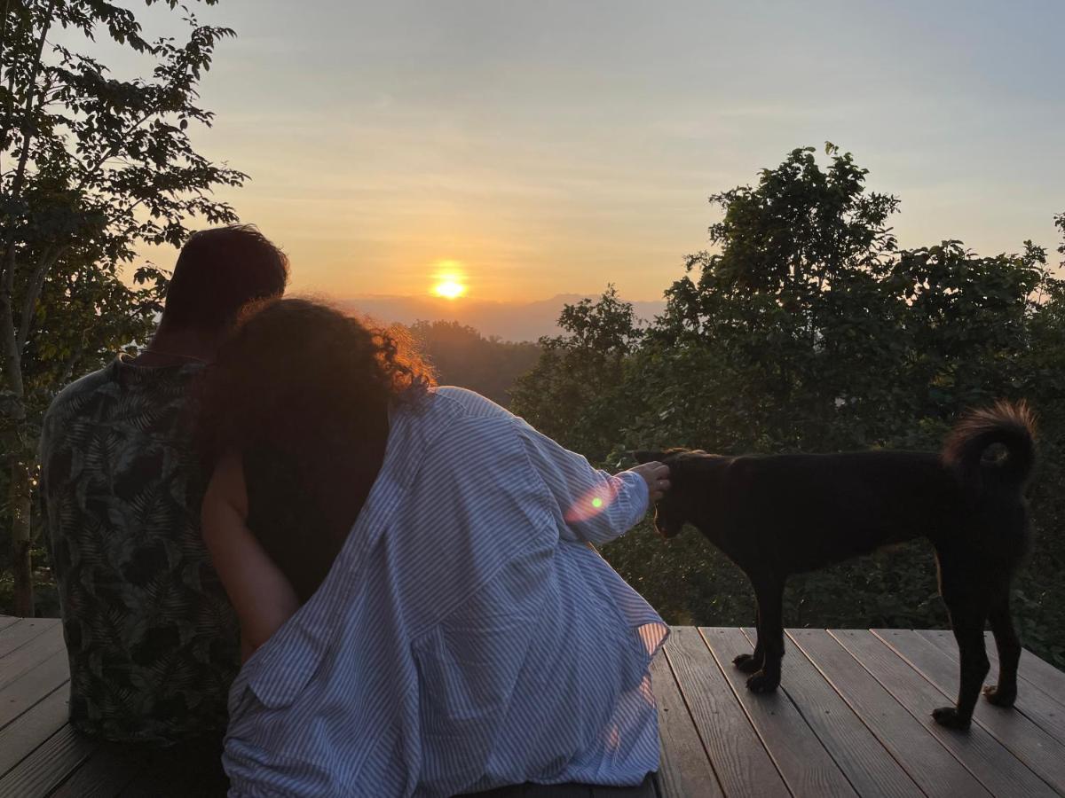 Monsonkeang Camping View ม่อนสันเกี๋ยง Mae Chaem Exteriör bild