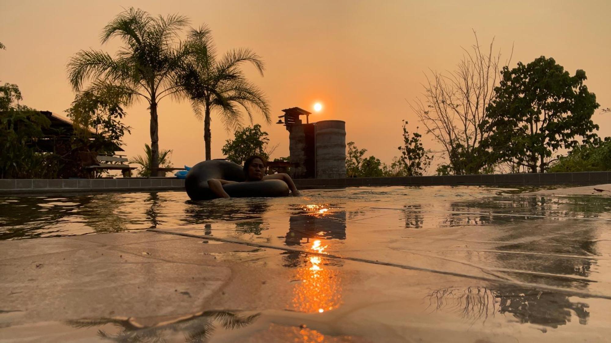 Monsonkeang Camping View ม่อนสันเกี๋ยง Mae Chaem Exteriör bild