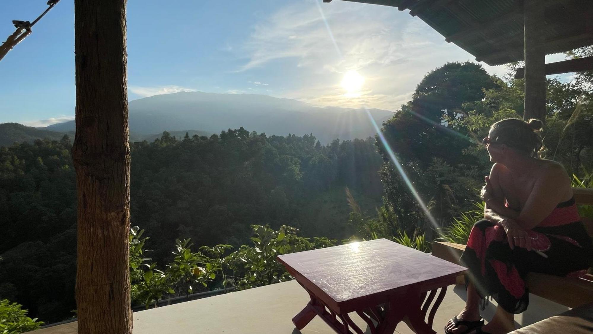 Monsonkeang Camping View ม่อนสันเกี๋ยง Mae Chaem Exteriör bild